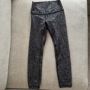 Lululemon leggings size 4 / 25 inch inseam